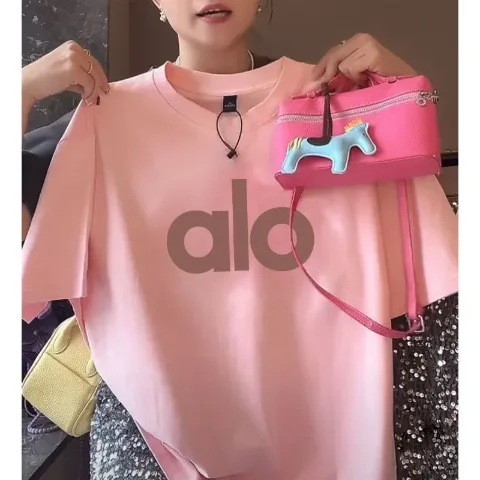 Футболка оверсайз розовая в стиле Alo с большим логотипом, арт. Af1/pink