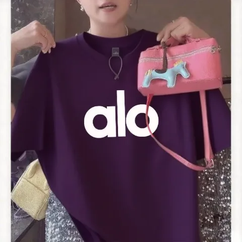 Футболка оверсайз фіолетова у стилі Alo з великим логотипом, арт. Af1/purple