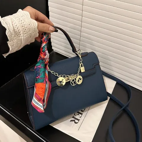 Жіноча сумка через плече з декоративним ланцюжком у стилі Hermes синя, арт. Hs1/blue