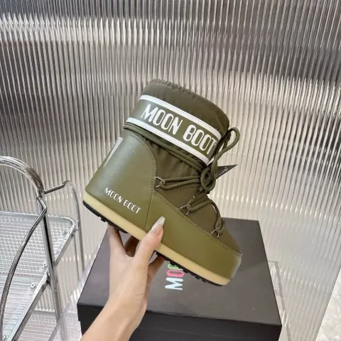 Зимові чоботи у стилі Moon Boot оливкові, арт. MB1/olive