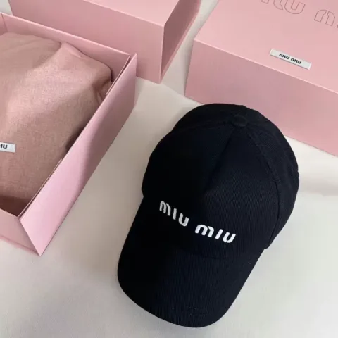Кепка чорна у стилі Miu Miu, арт. Mk1/black