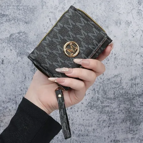 Женский черный кошелек в стиле Michael Kors с экокожи на молнии, арт. MKko1/black